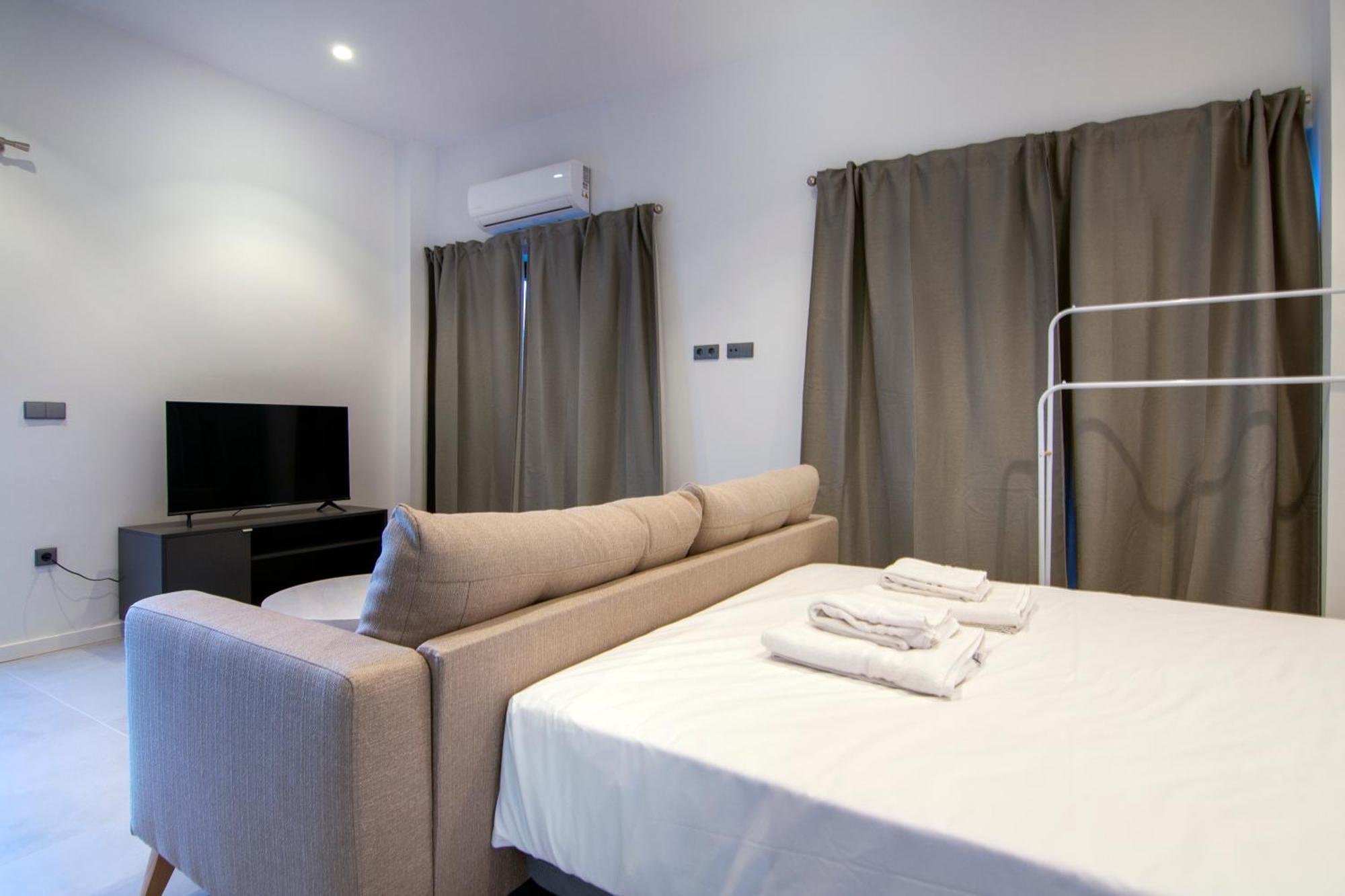 Vlc Host - Bellvis Apartament *